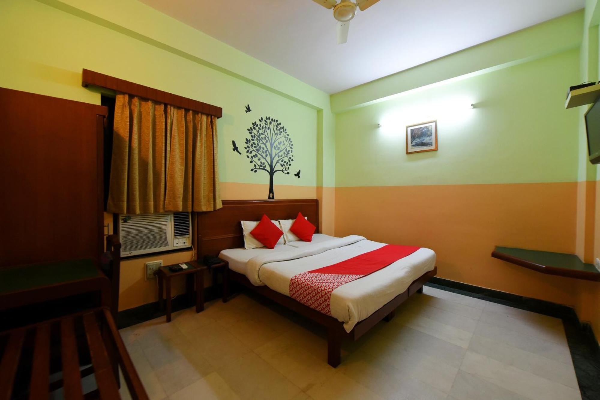Collection O Blue Bird Hotel Jaipur