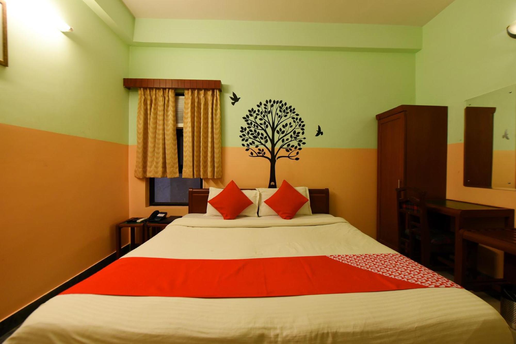 Collection O Blue Bird Hotel Jaipur