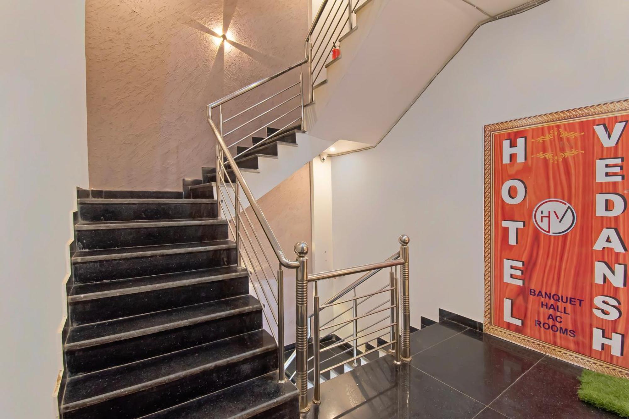 O Vedansh Hotel 3*