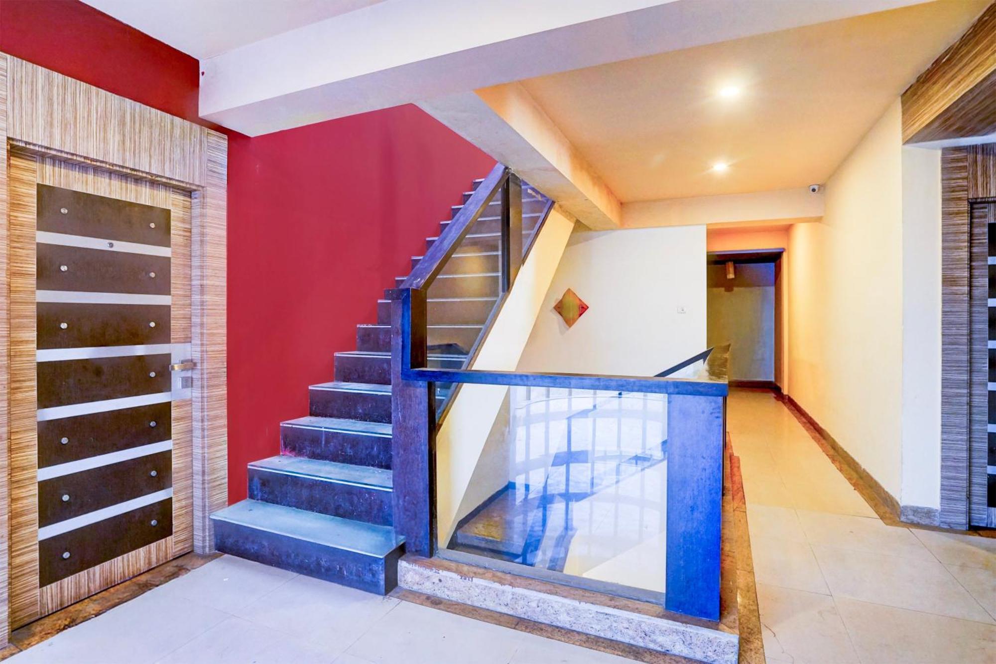 Hotel Super Collection O Adarsh Nagar Raja Park Formerly Apex Intercontinental Jaipur