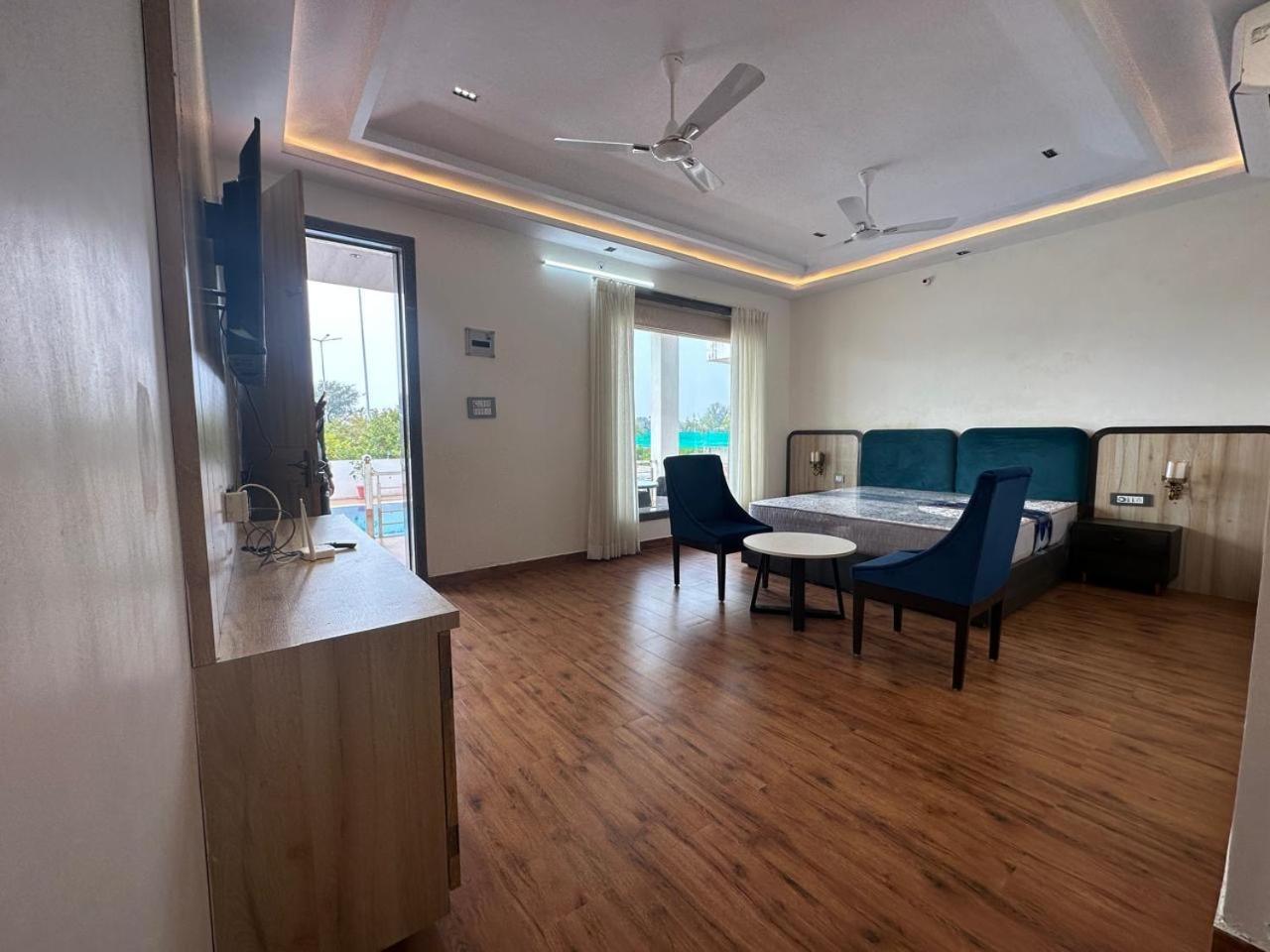 Villa Farm Retreat Jaipur