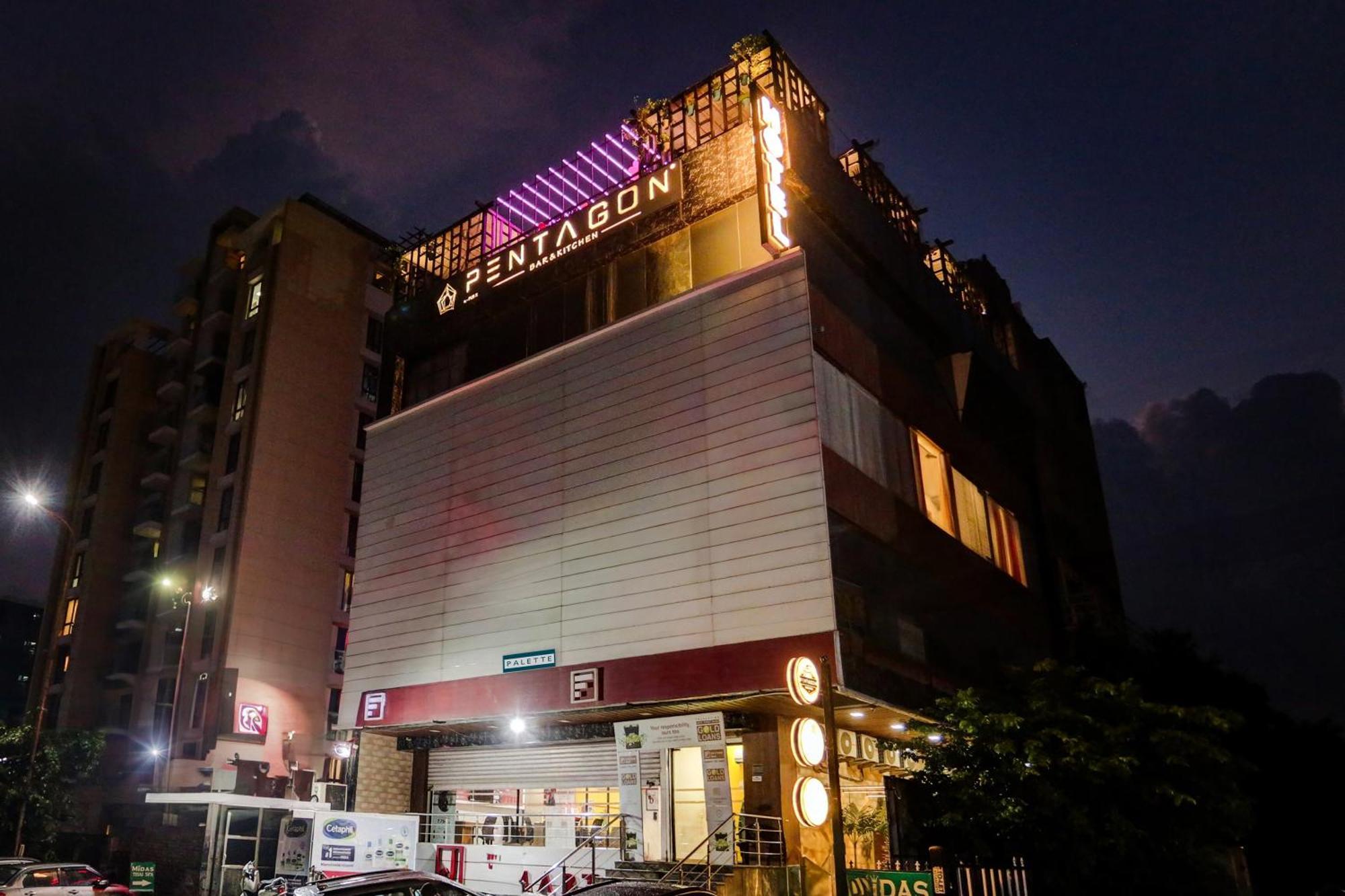 Resort Super Townhouse Vaishali Nagar Formerly Pentagon Boutique *