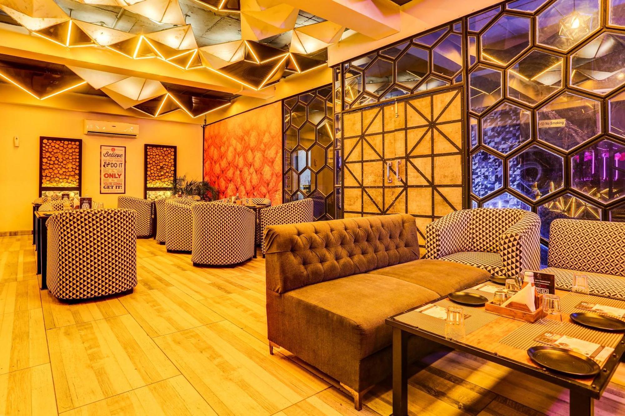 Super Townhouse Vaishali Nagar Formerly Pentagon Boutique