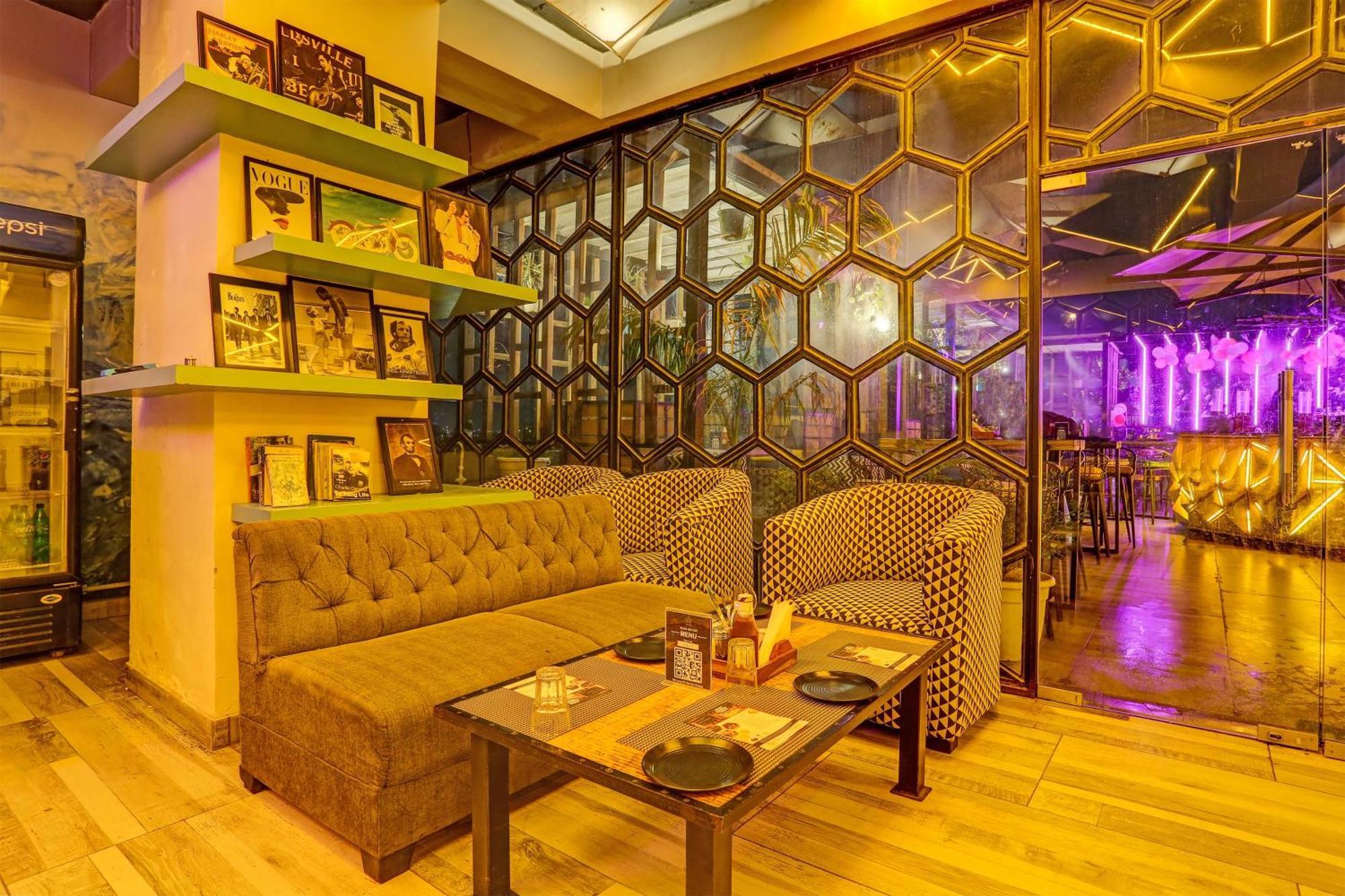 Resort Super Townhouse Vaishali Nagar Formerly Pentagon Boutique Jaipur