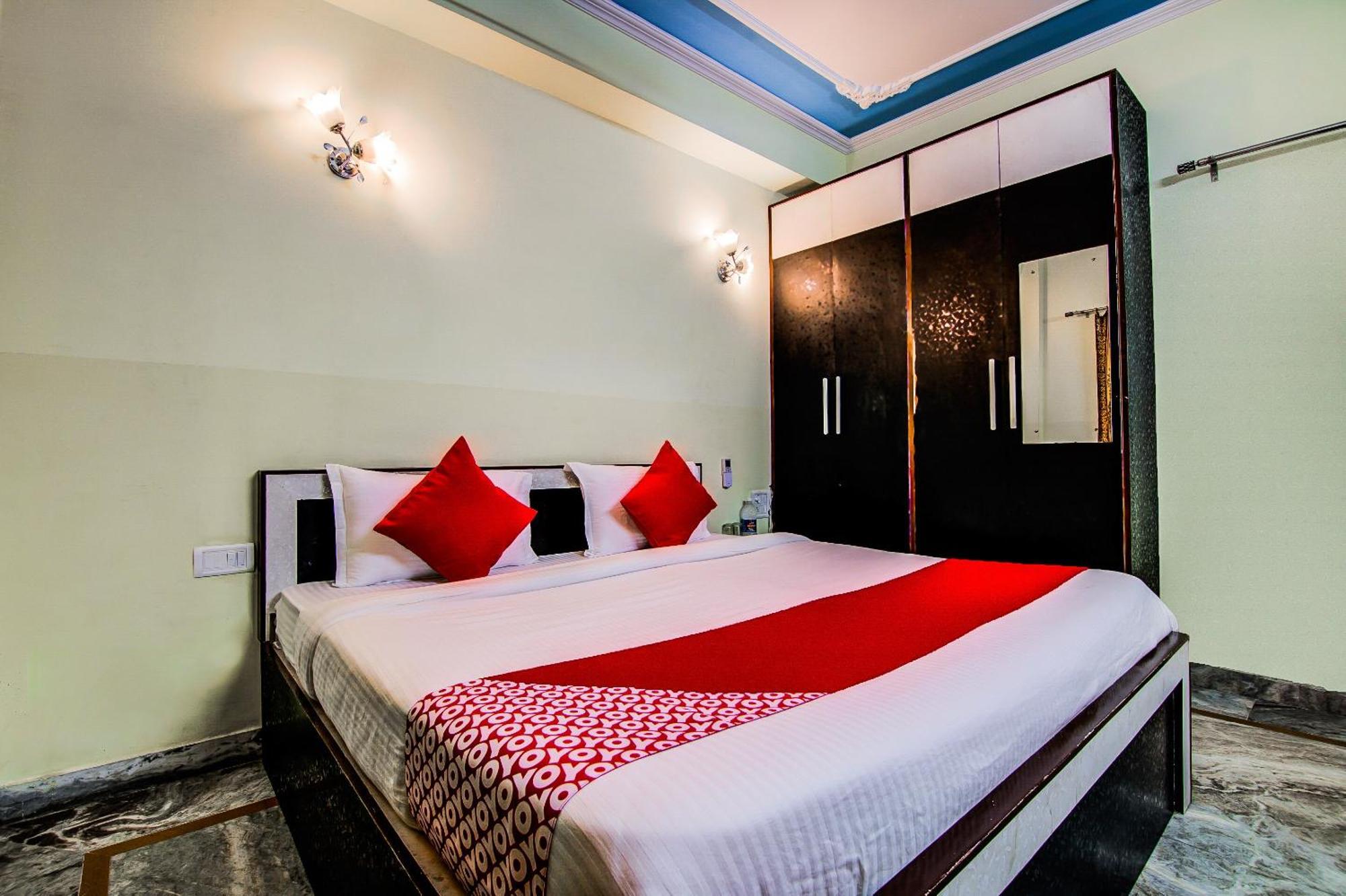 Hotel O Govindi Palace 3*