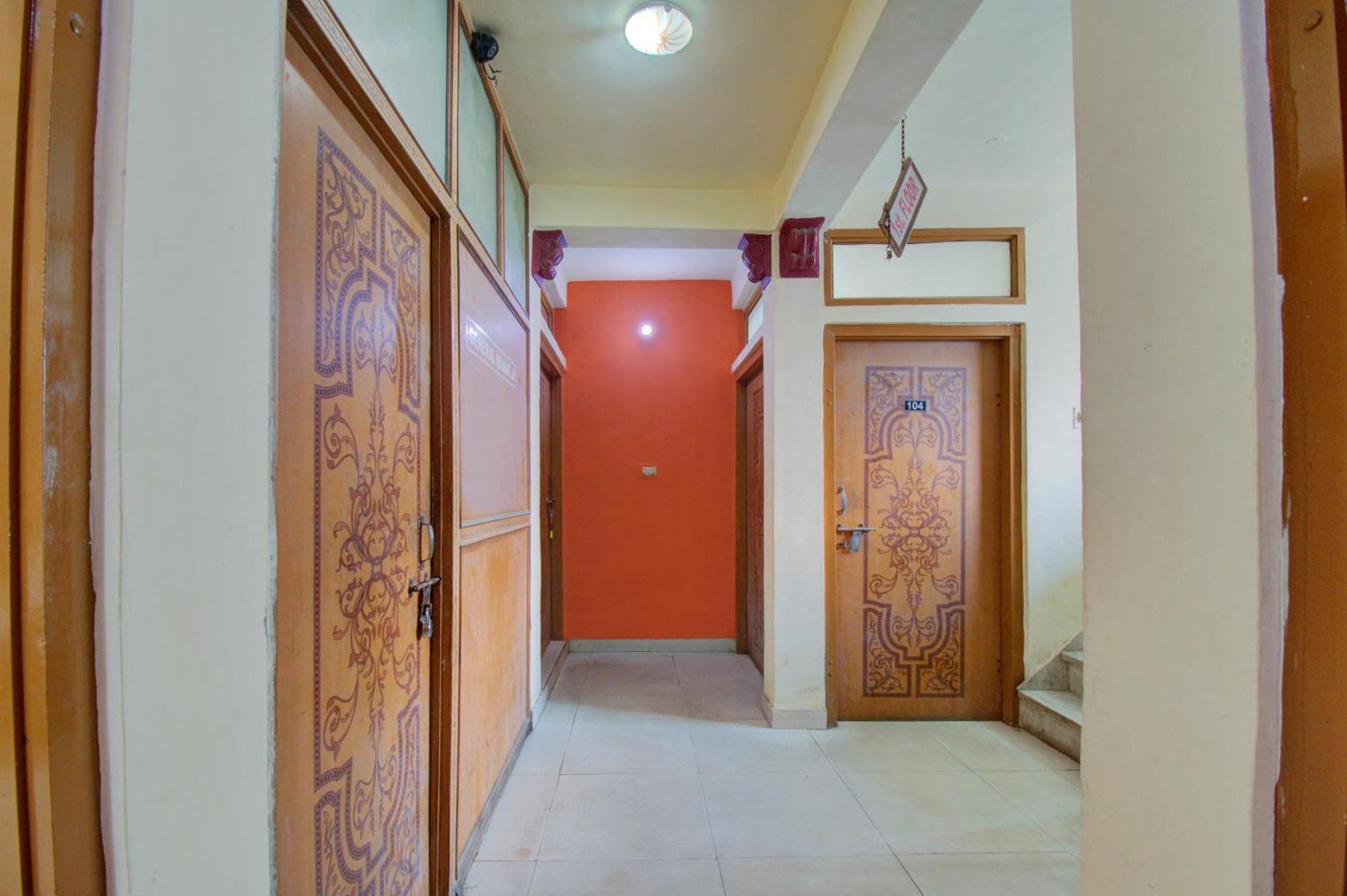 Hotel O Asian Palace Jaipur