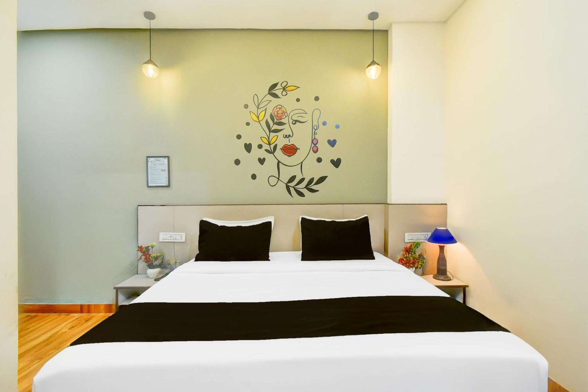 O Palm Hotel 3*