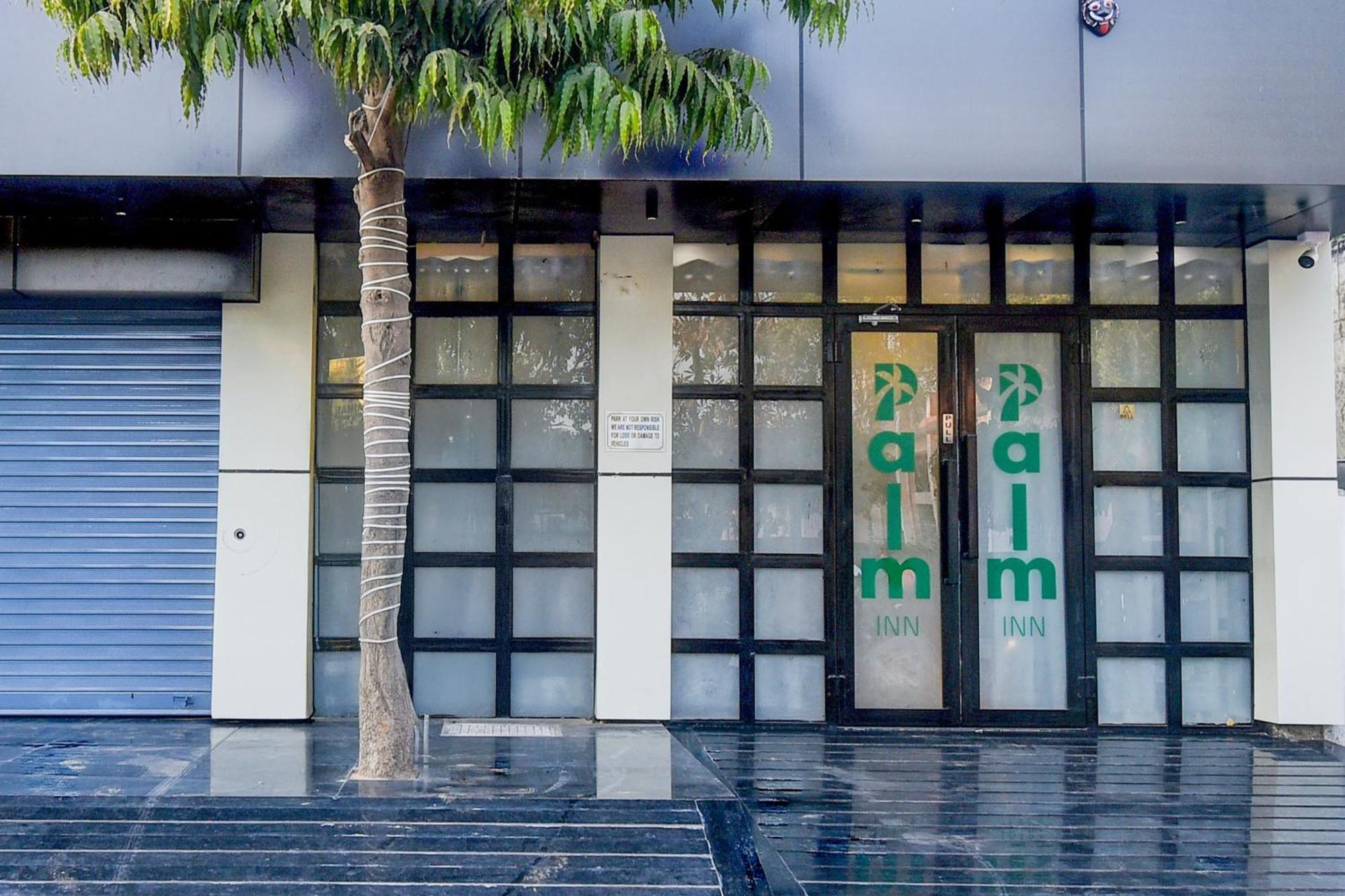 O Palm Hotel