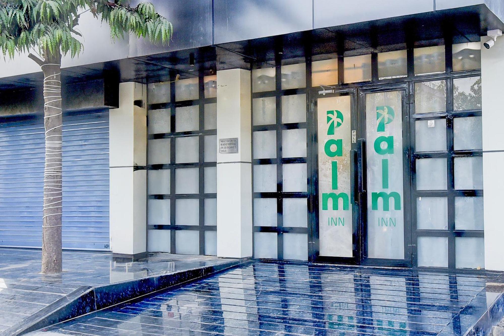 O Palm Hotel 3*