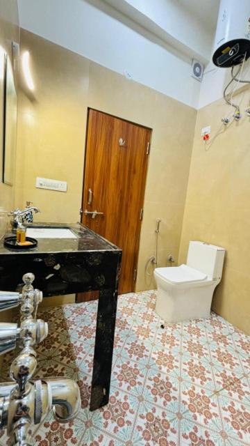 Umaid Niwas Guest house *