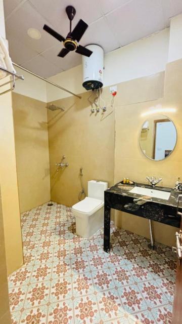 Guest house Umaid Niwas *