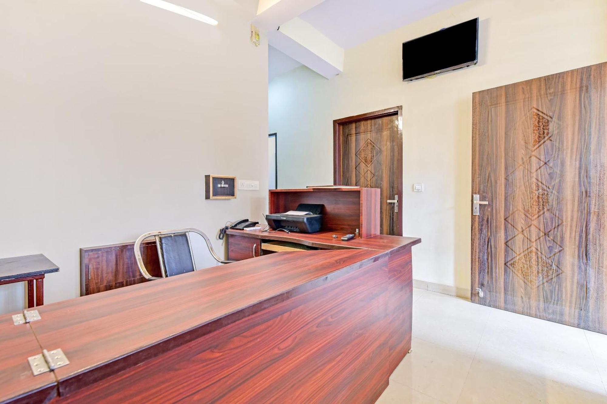 Hotel O Dev Palace