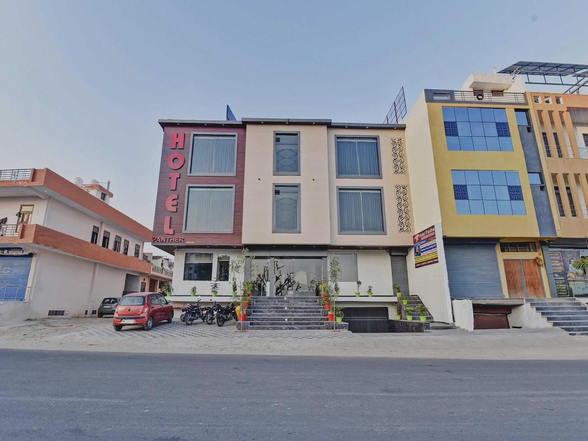 Hotel O Panther Jaipur