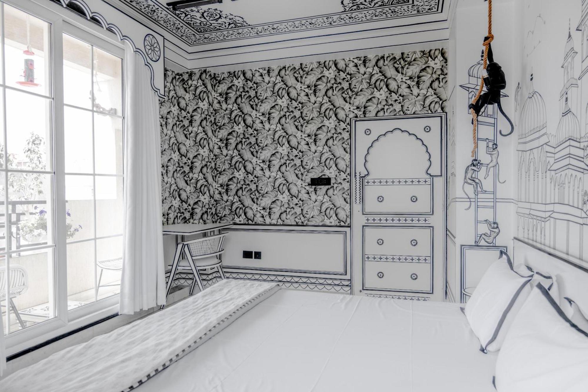 Lalluji Luxe Bed & Breakfast Jaipur