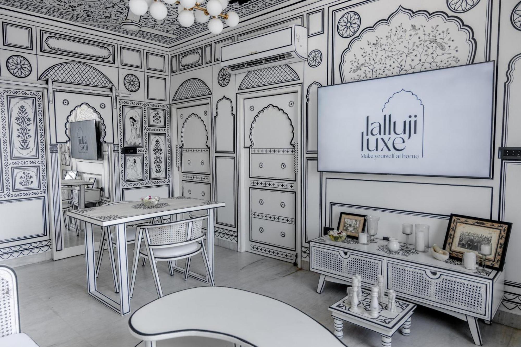 Bed & Breakfast Lalluji Luxe *