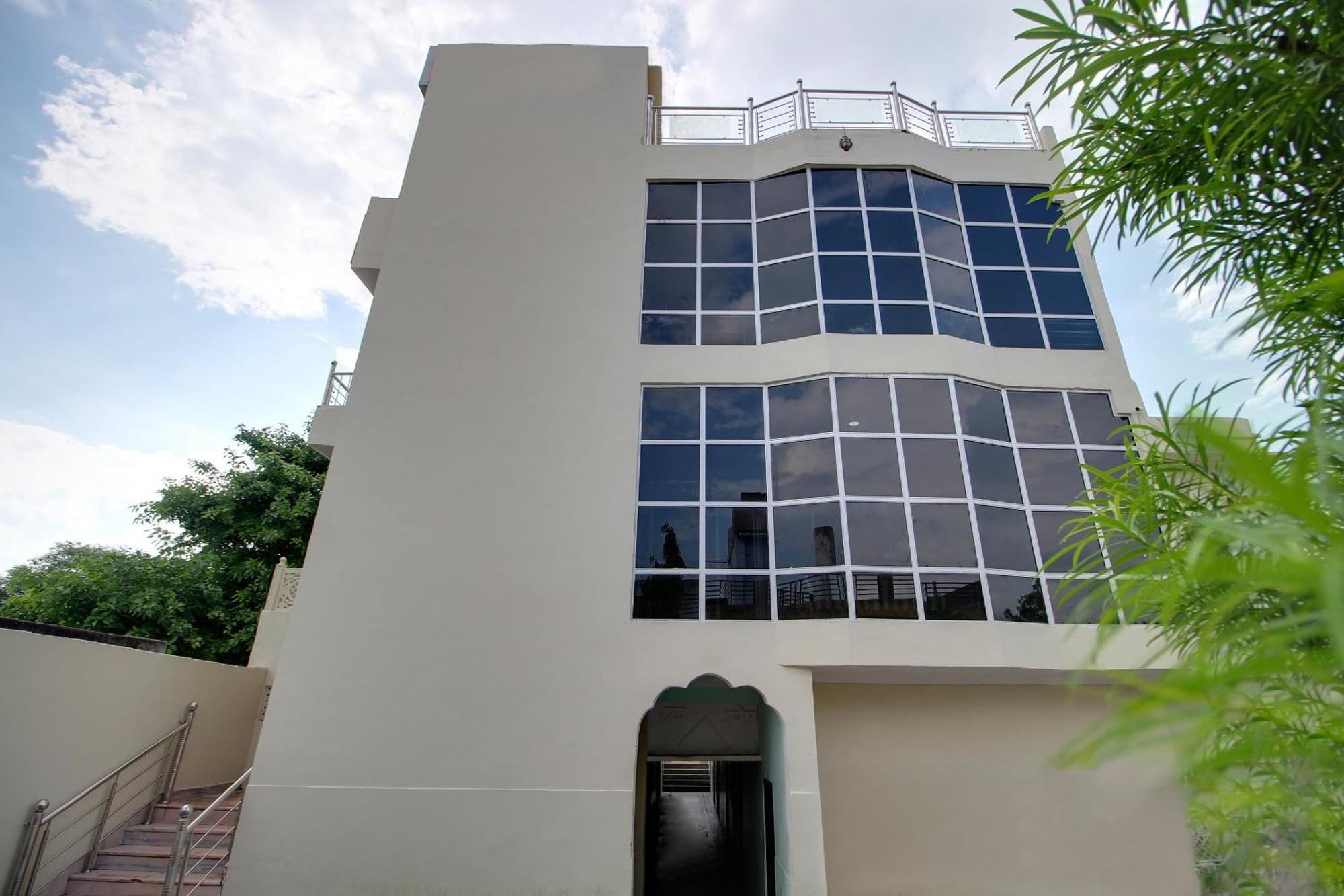O Jawahar Palace