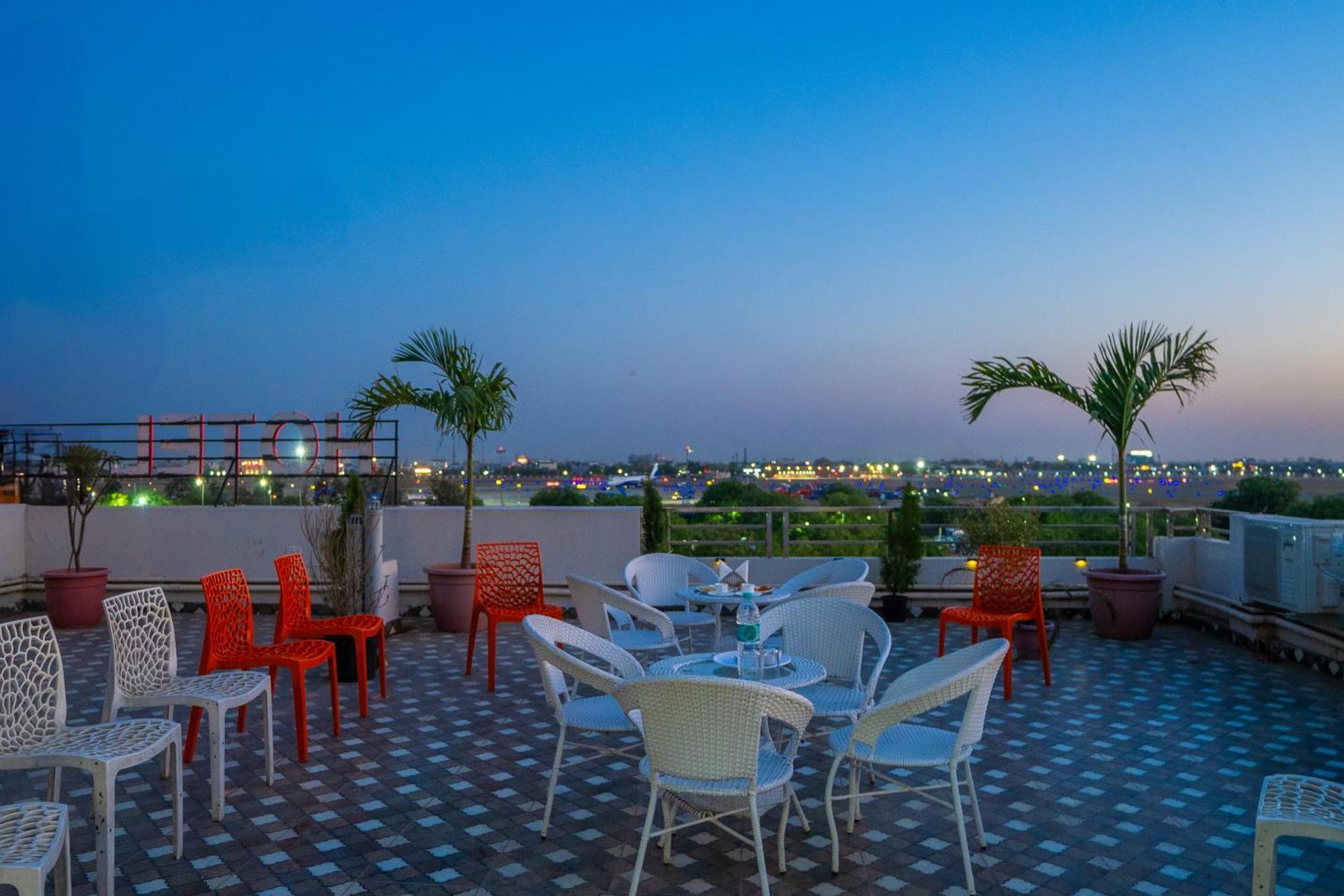Snooze Hotel Jaipur