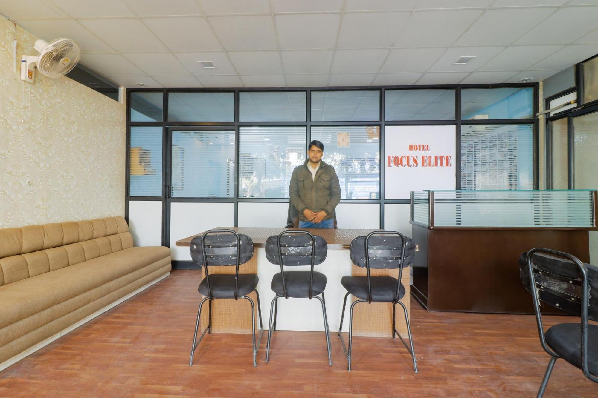 Hotel O Focus Elite Jaipur