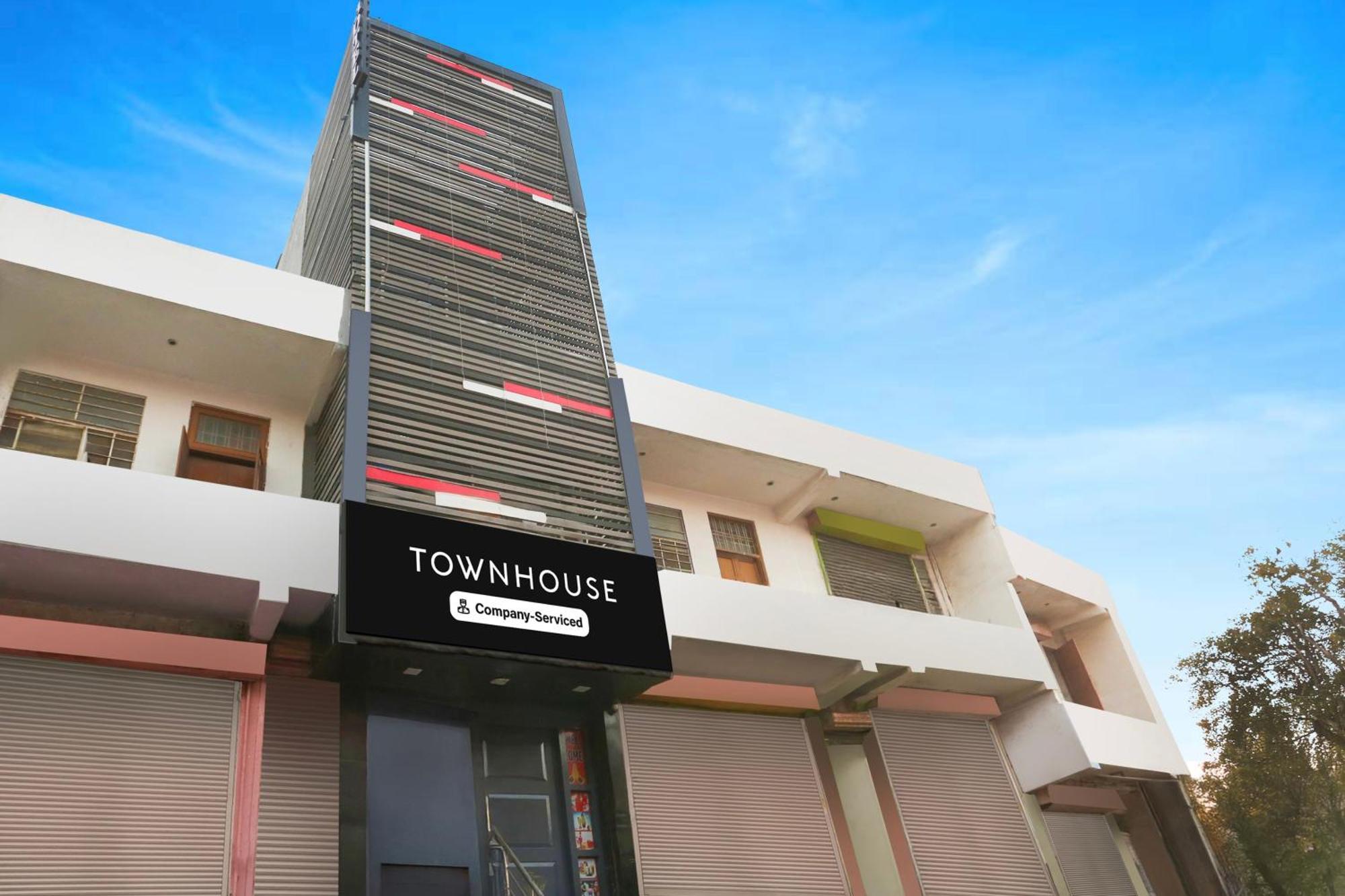 Hotel Townhouse Jagatpura Downtown Jaipur