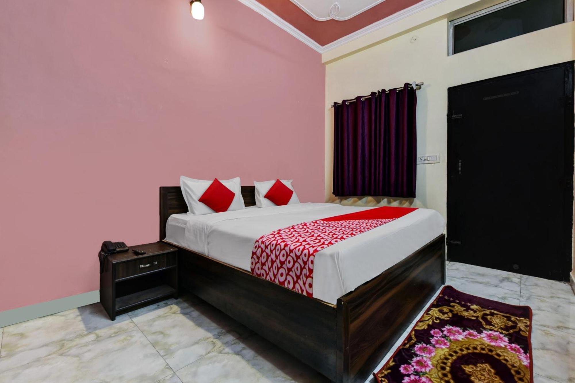 Oyo Sapphire 3* Jaipur