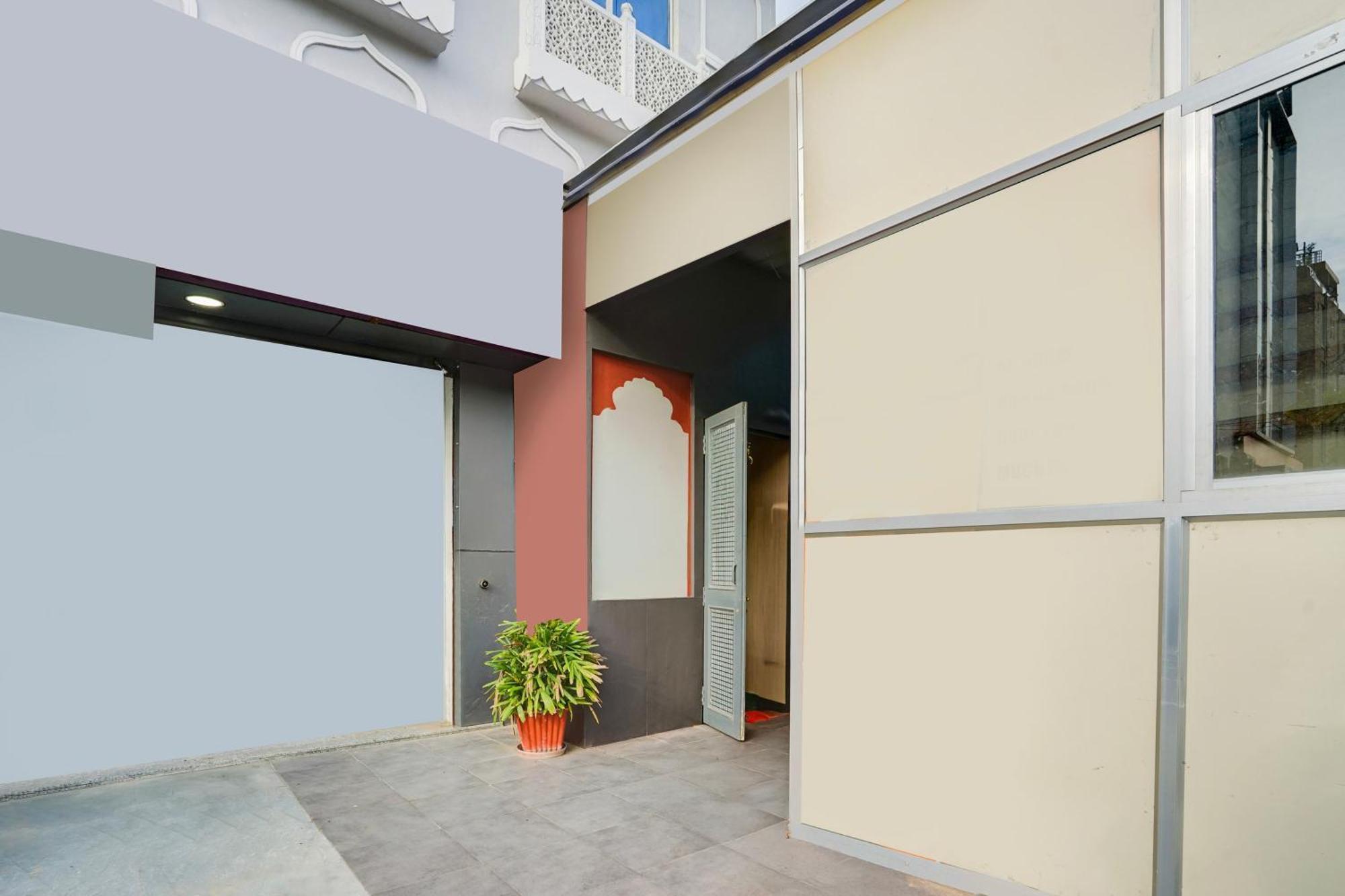 Super O Jln Marg Malviya Nagar Formerly Braj Haveli Hotel