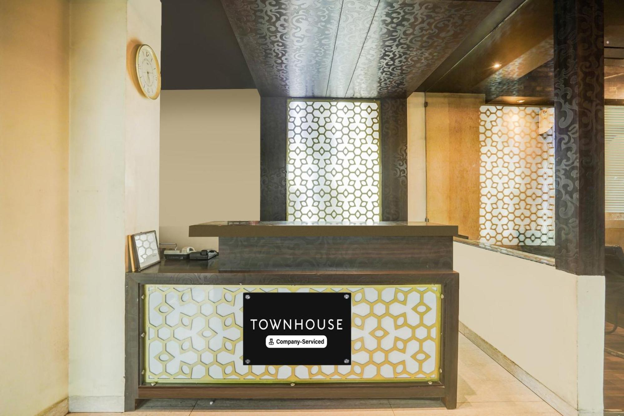 Hotel Super Townhouse Sikar Road Formerly Aroma