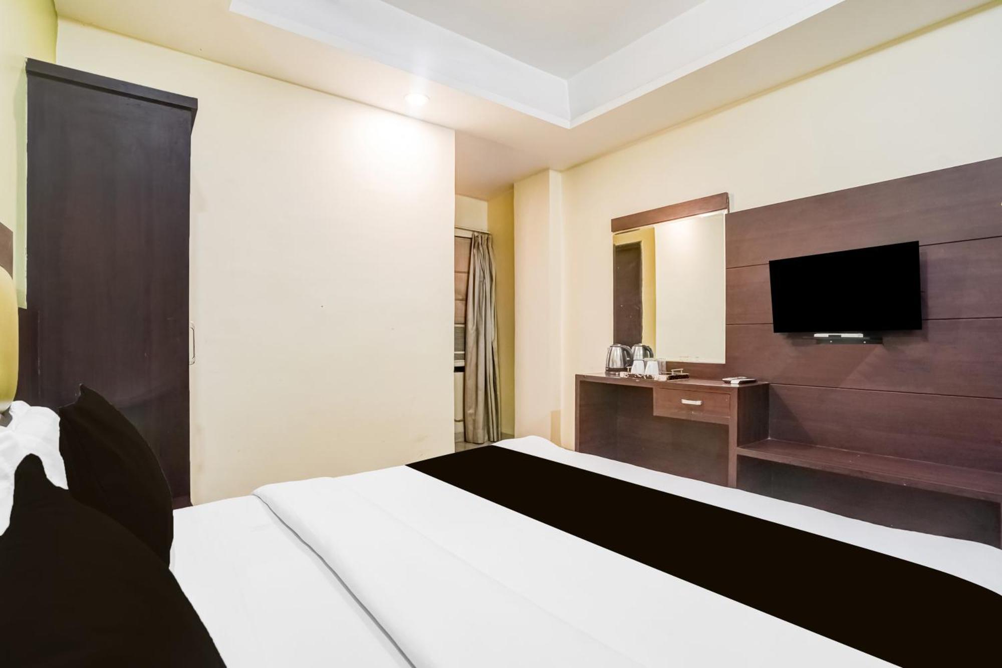 Hotel Super Townhouse Sikar Road Formerly Aroma Jaipur