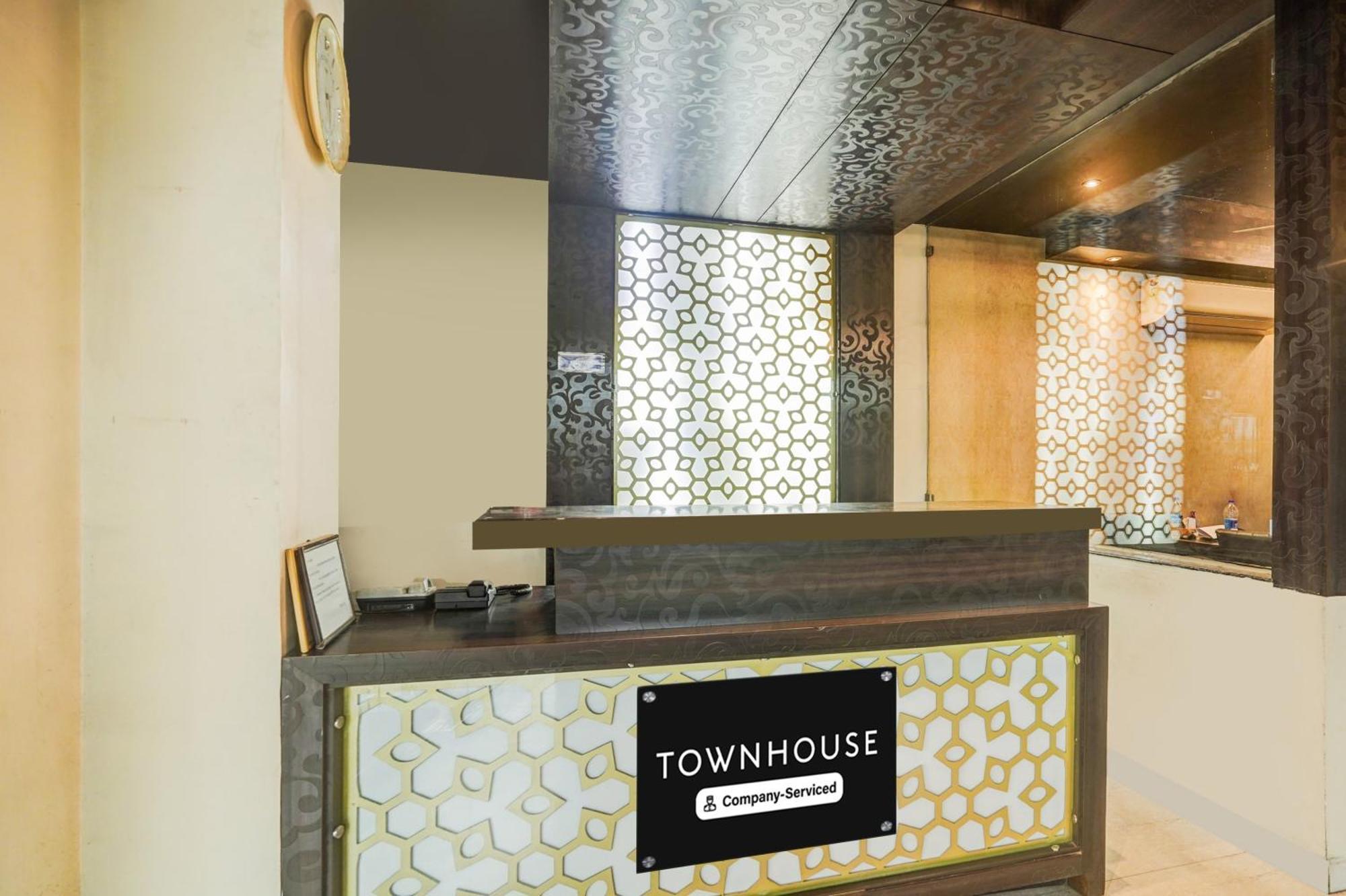 Hotel Super Townhouse Sikar Road Formerly Aroma *