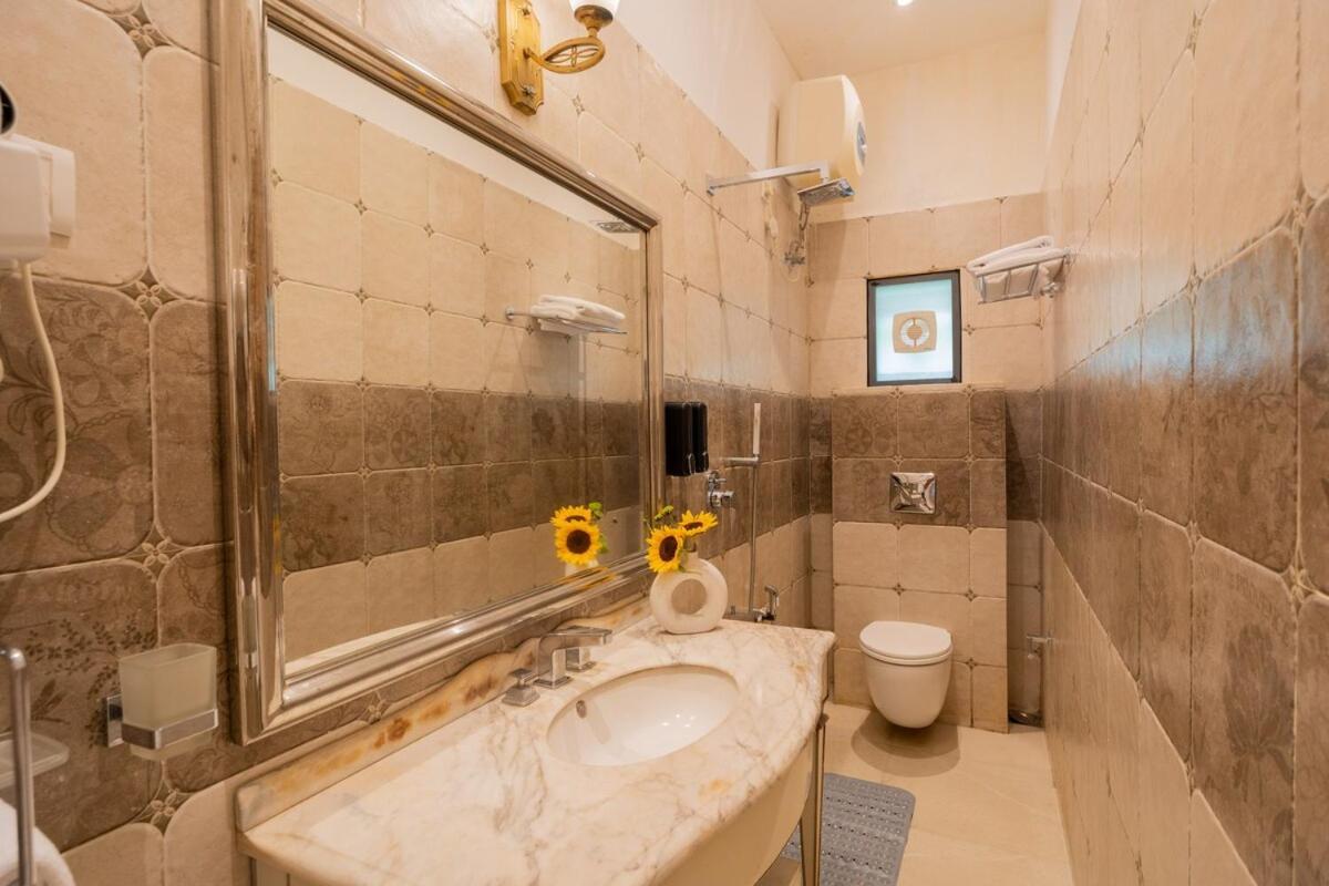 Villa Elivaas The Kanota Retreat 4 Bhk Near Kanota Dam With Pvt Pool & Hill Views Jaipur