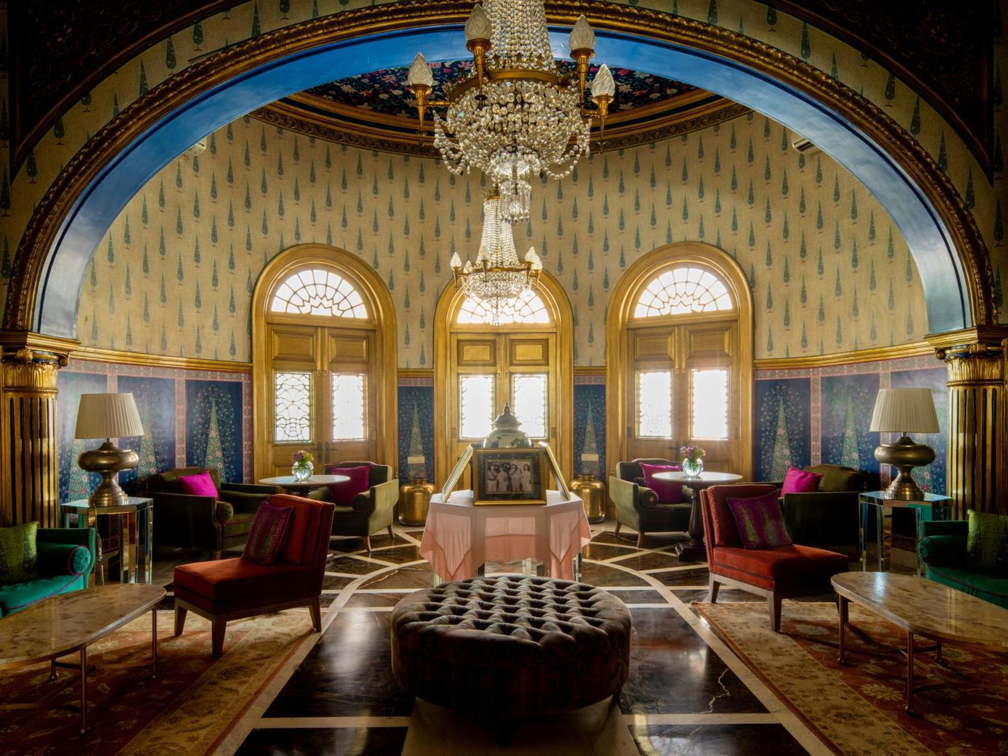 Hotel Rajmahal Palace Raas 5*