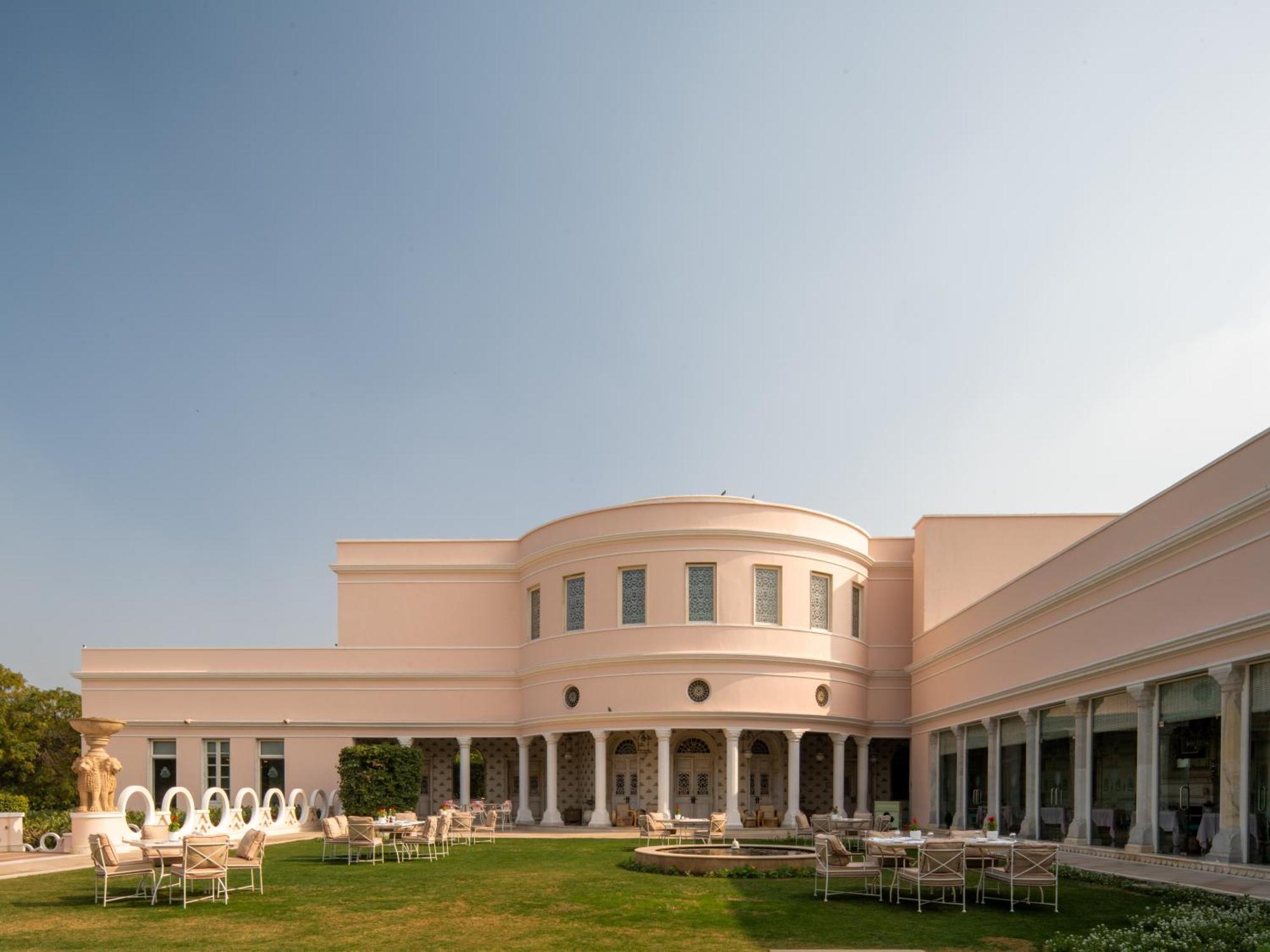 Hotel Rajmahal Palace Raas