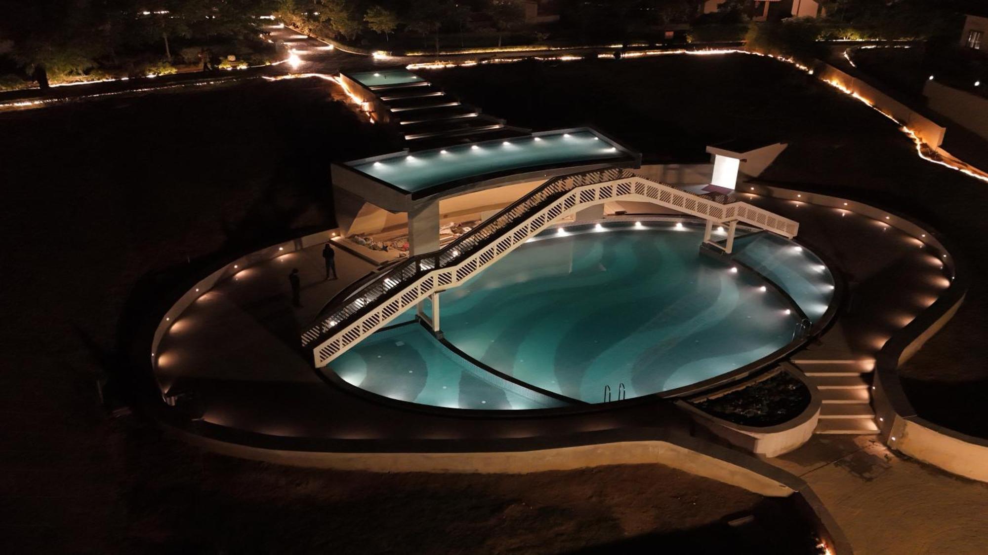 Resort Ananta &