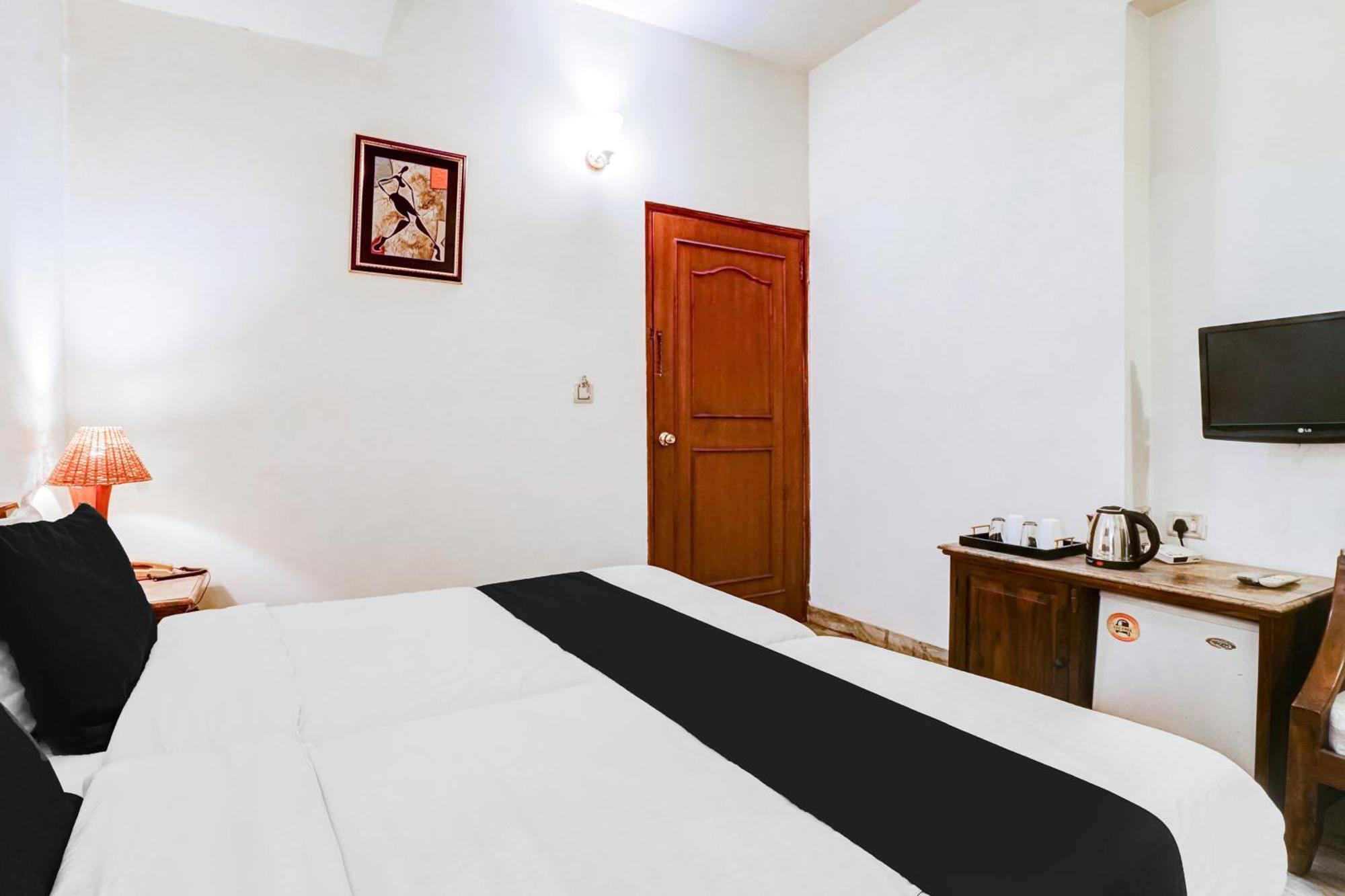 Super O Sansarchandra Road Formerly Luna Rosa Hotel