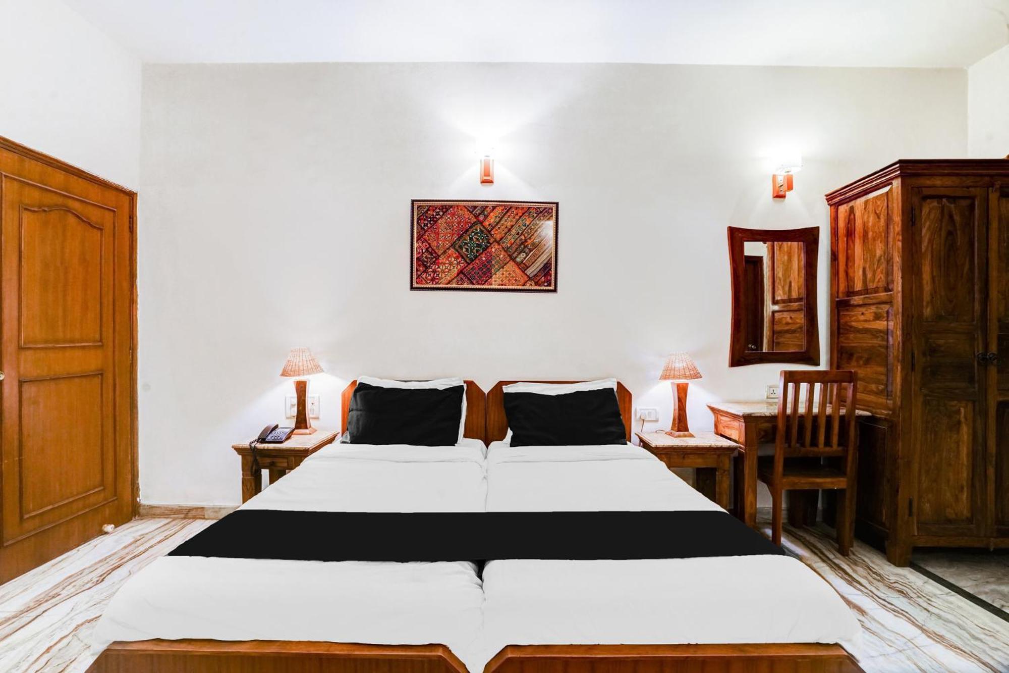 Super O Sansarchandra Road Formerly Luna Rosa 3* Jaipur