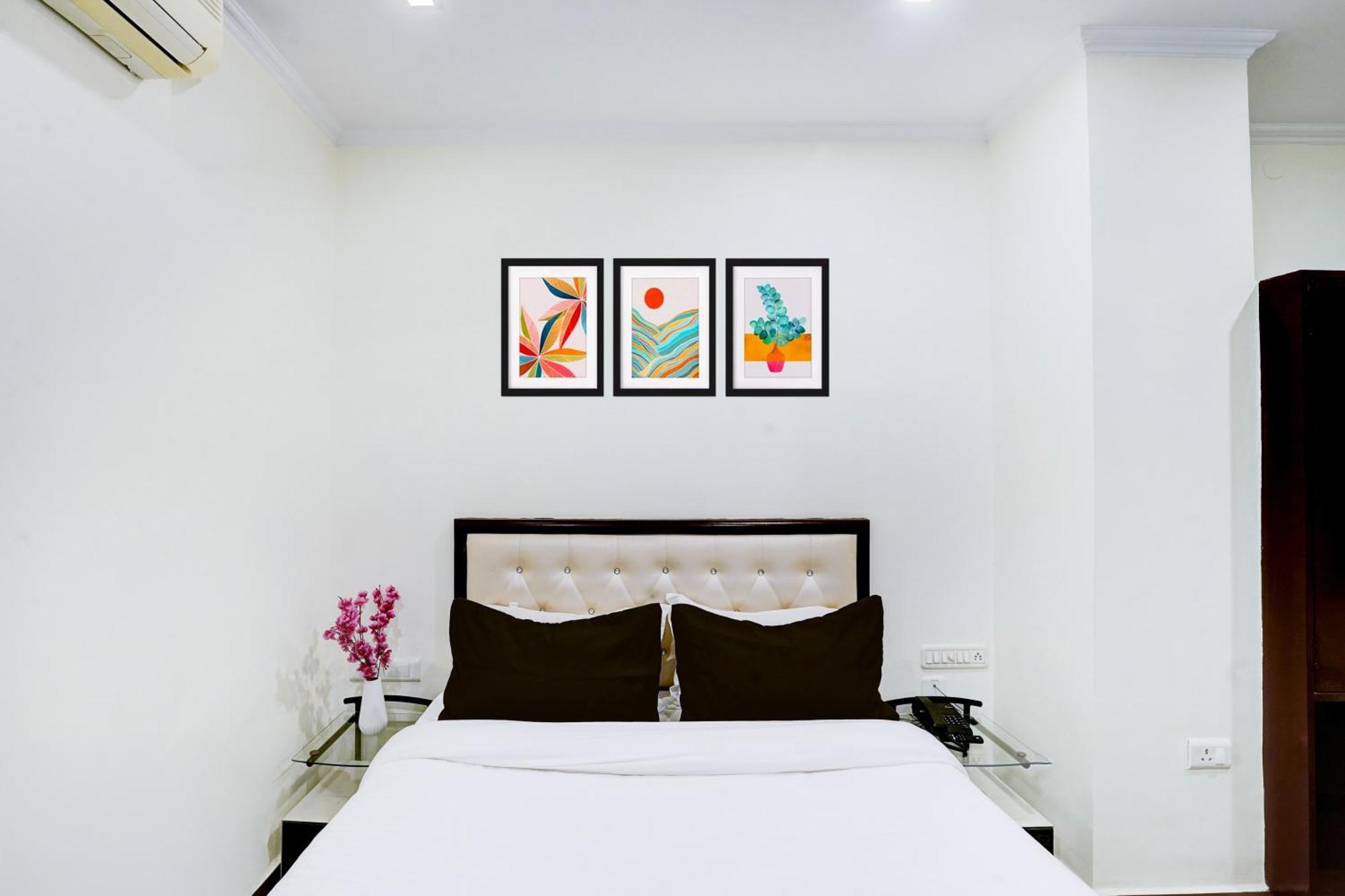 Super Townhouse Girdhar Marg Formerly Srida Jaipur