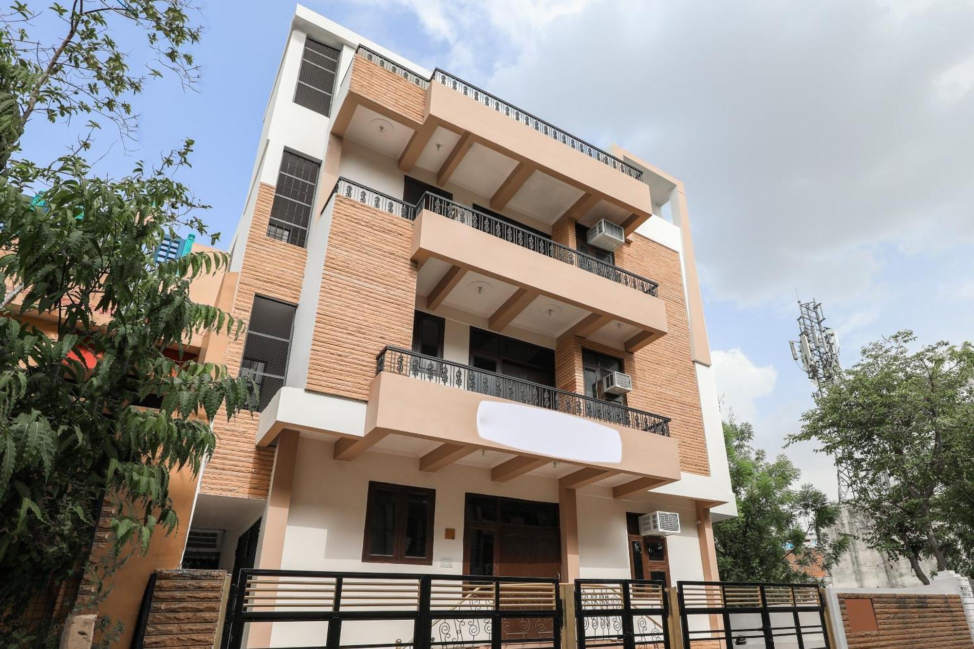 Hotel O New Airport Residency 3*