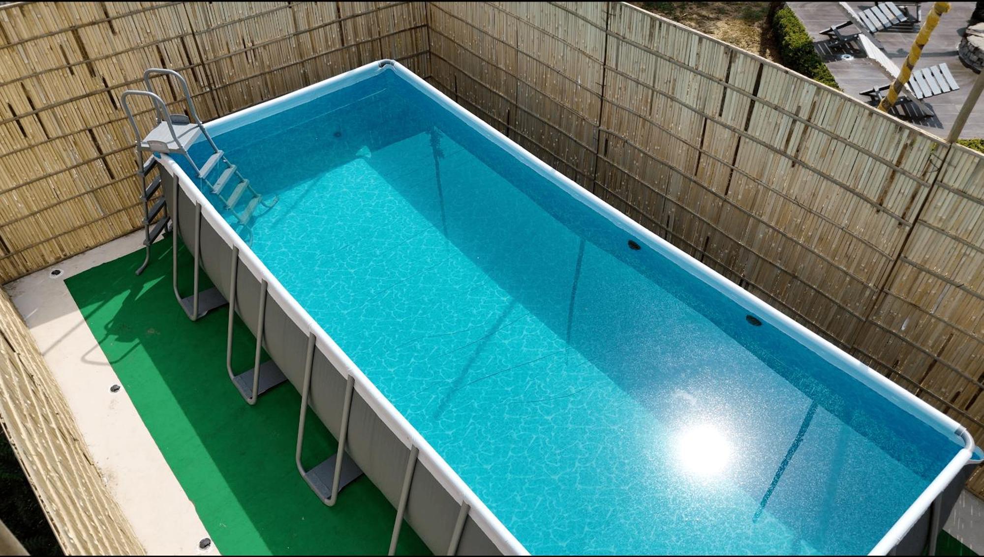 Lush Retreat Private Pool & Garden Villa, Guest house Jaipur