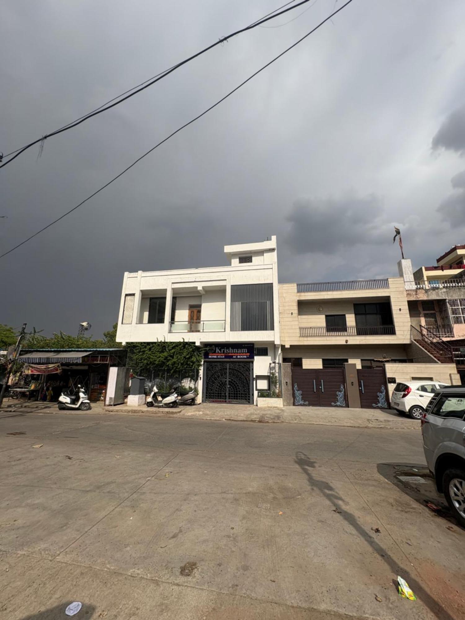 Homestay Krishnam *