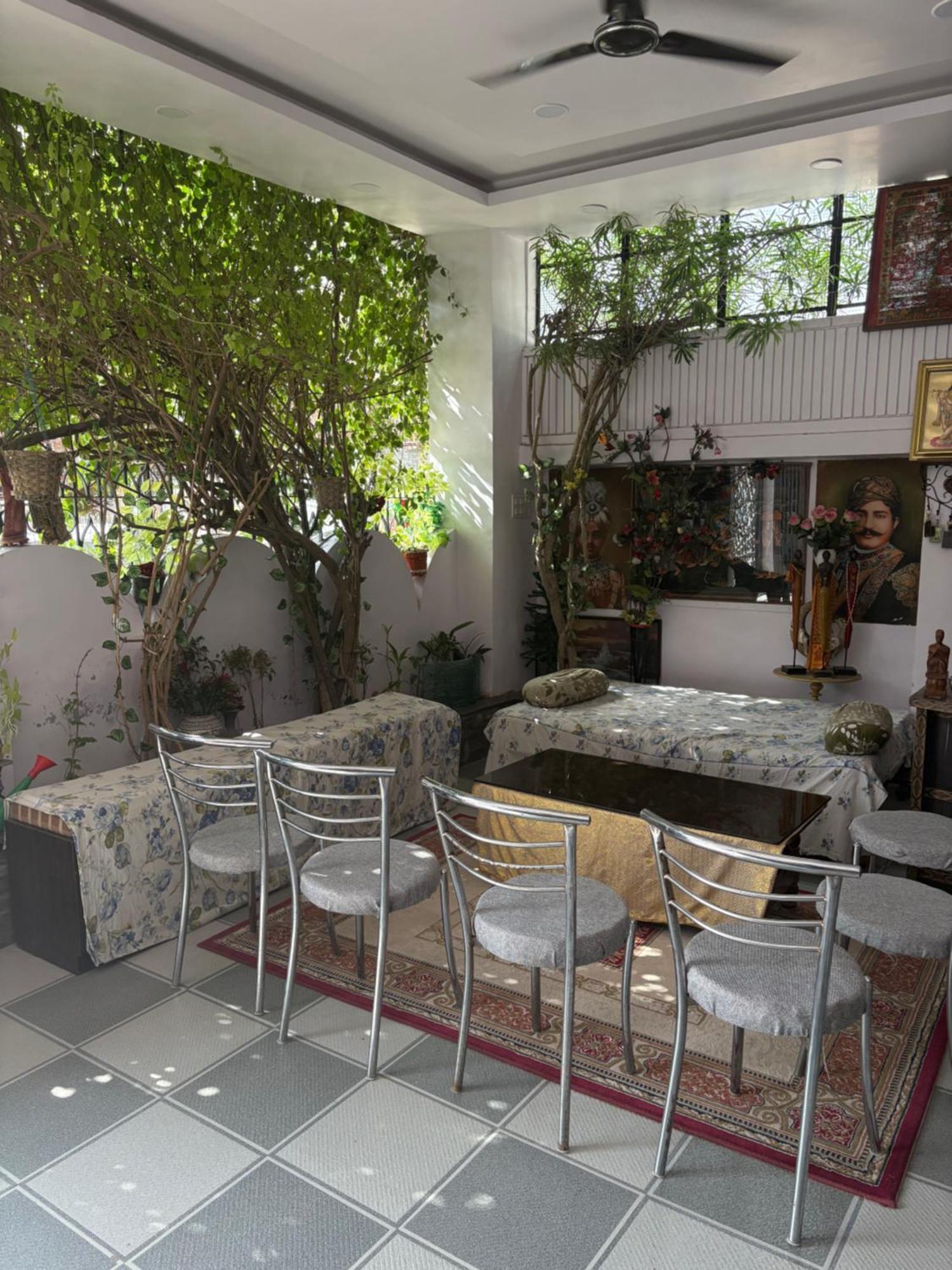 Homestay Krishnam *