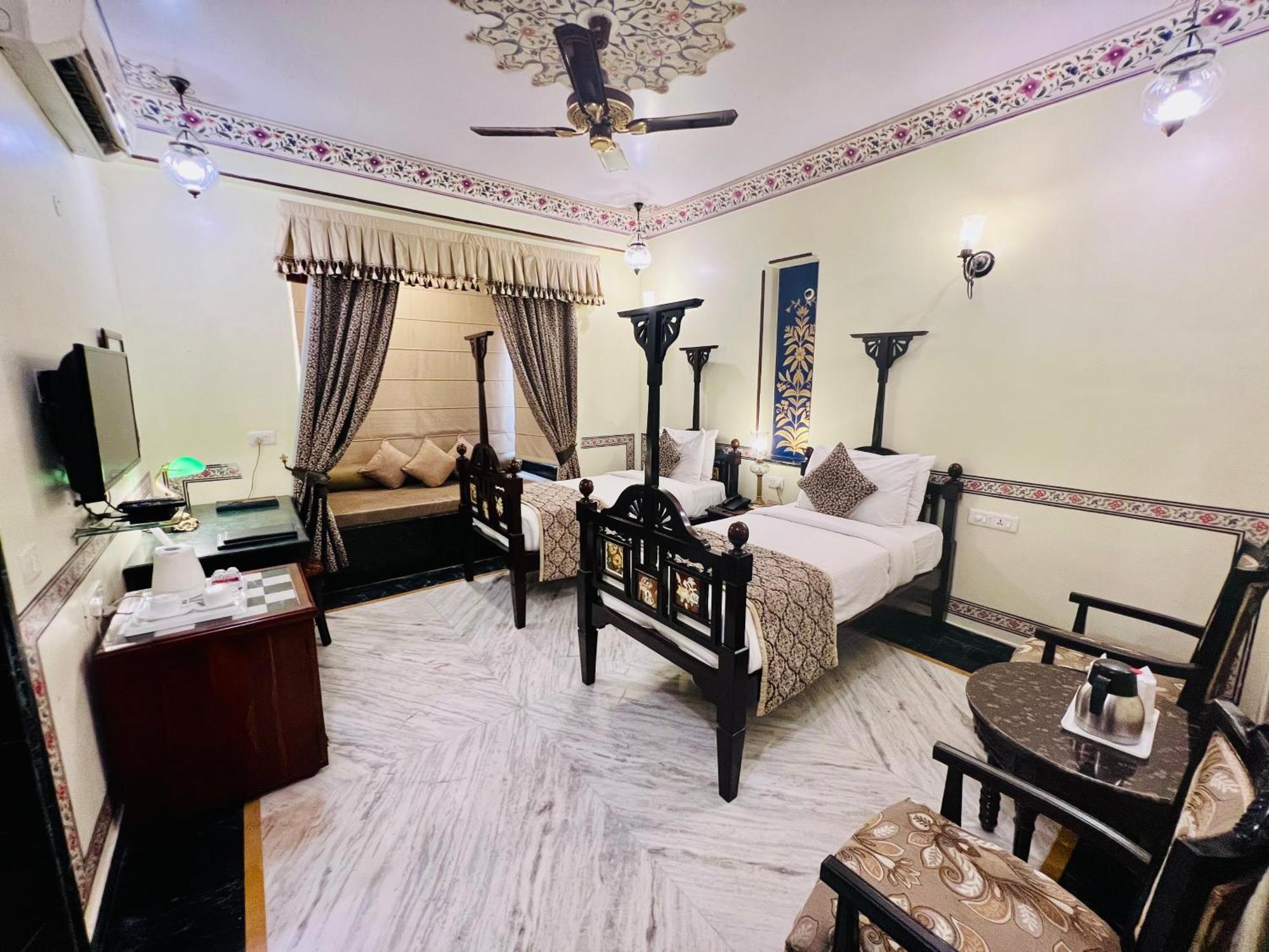 Umaid Mahal - A Heritage Style Boutique 4*