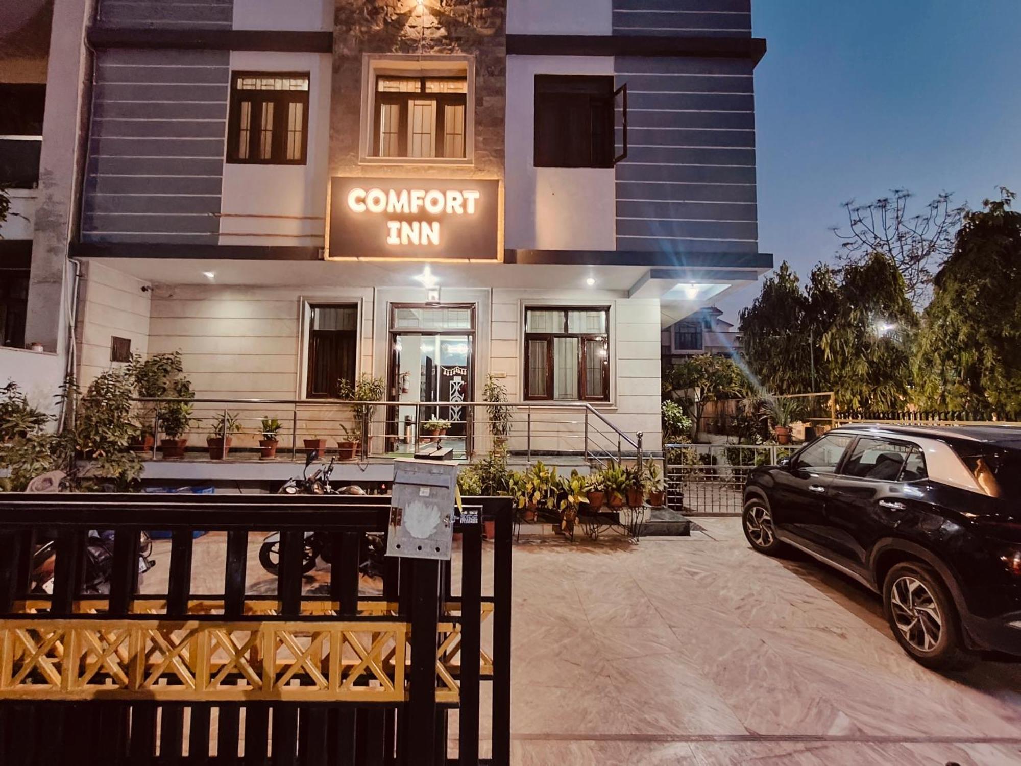 Comfort Hotel *