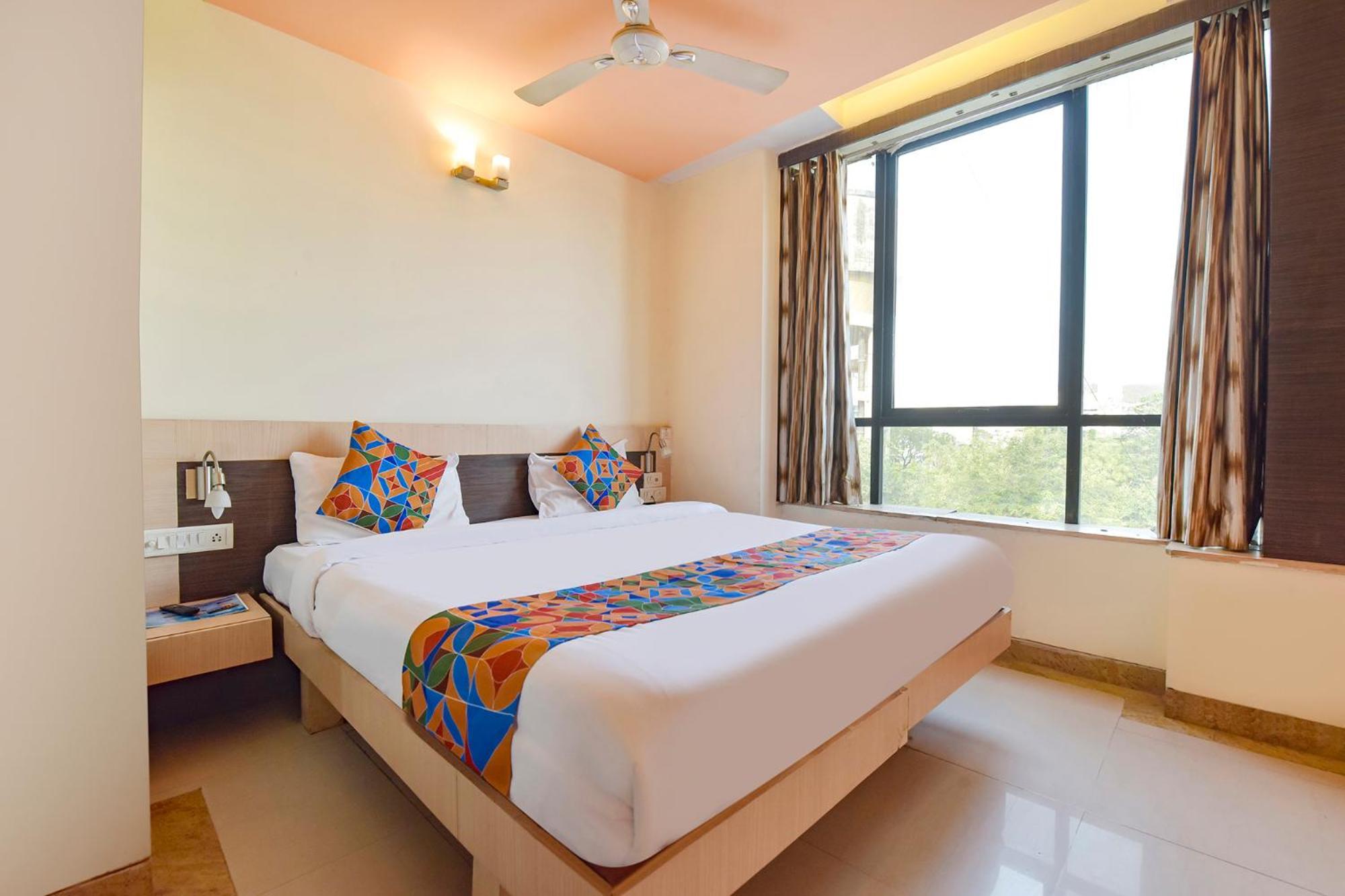 Hotel Fabhotel Apex Intercontinental 3*