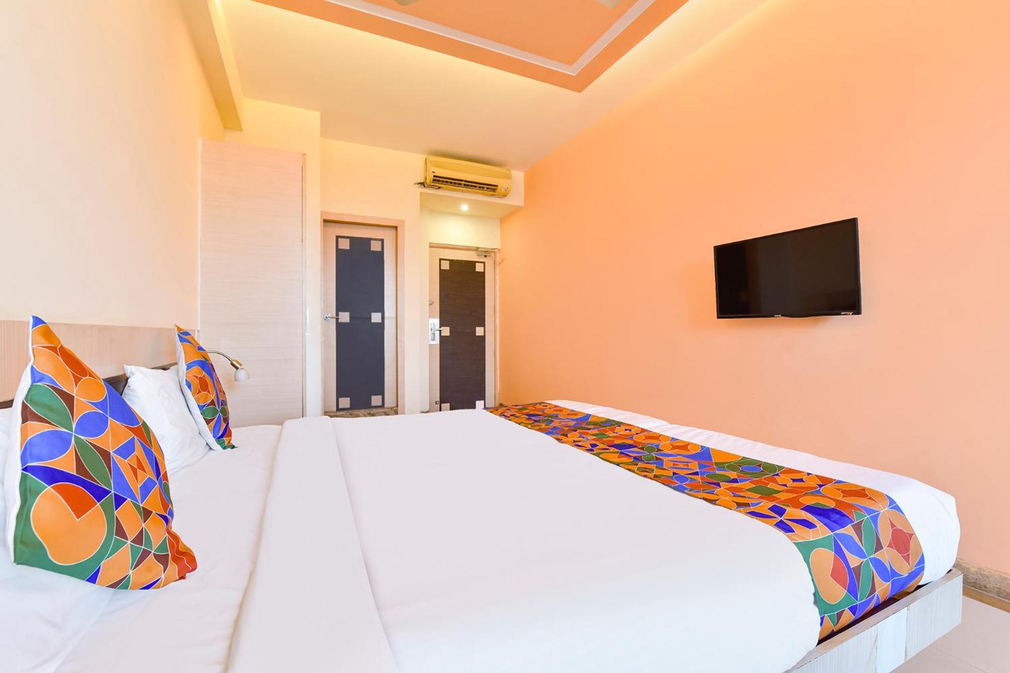 Fabhotel Apex Intercontinental 3*