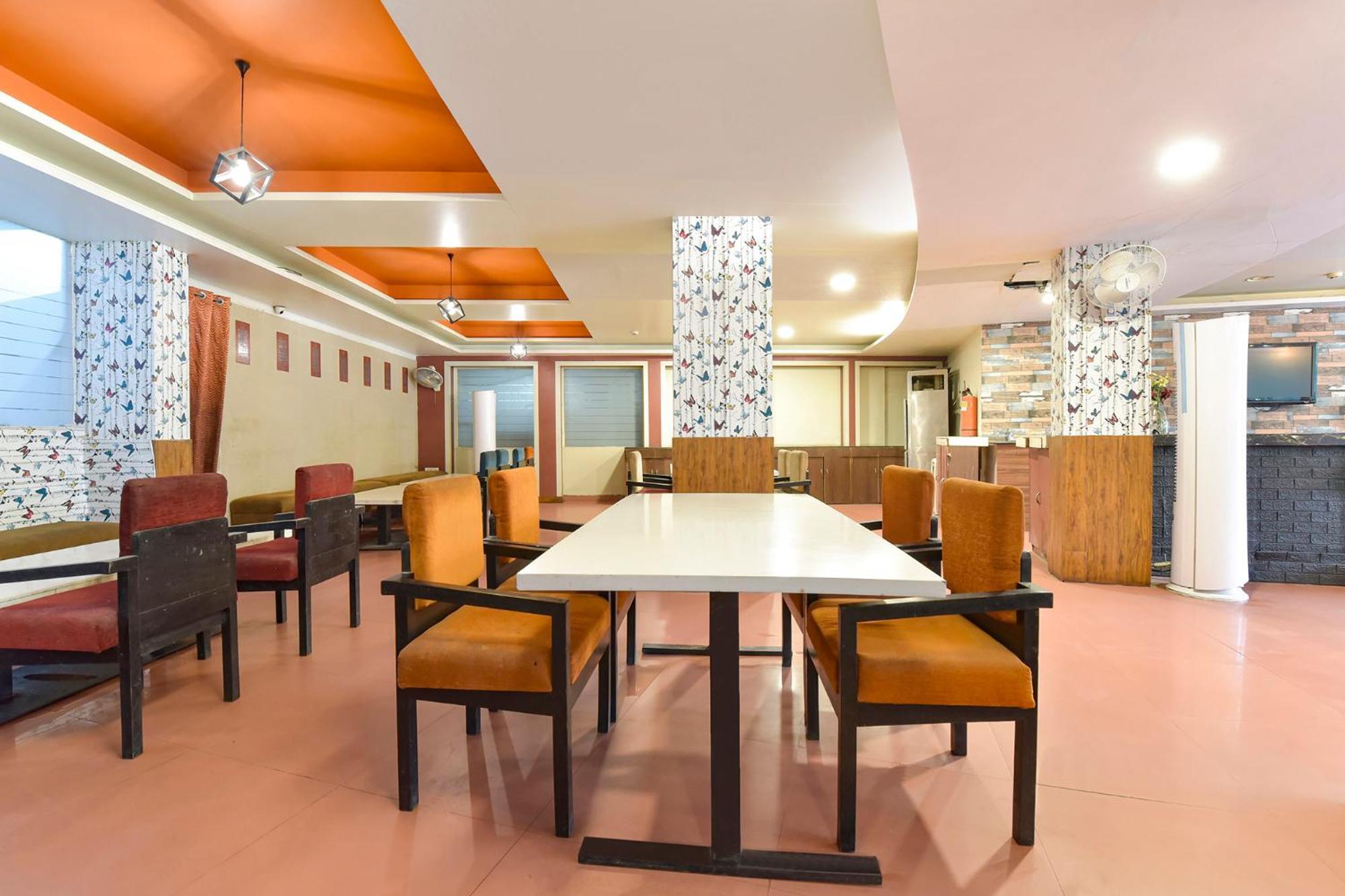 Fabhotel Apex Intercontinental