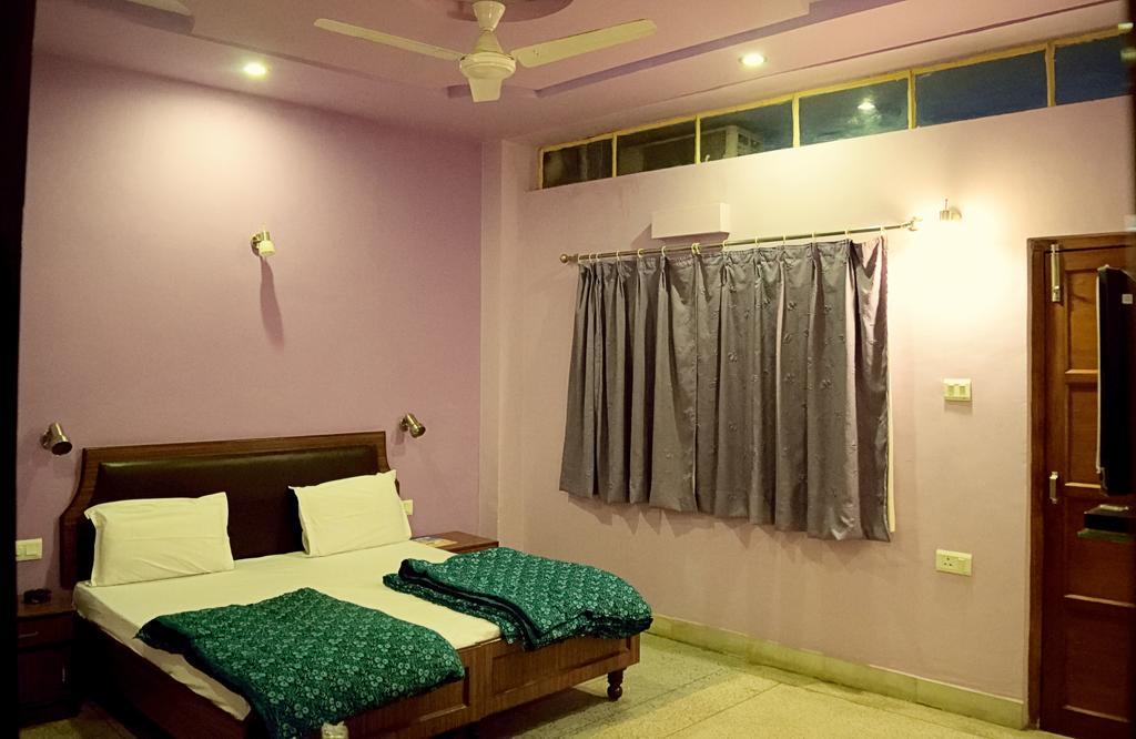 Bed & Breakfast Shri Kalyan Residency