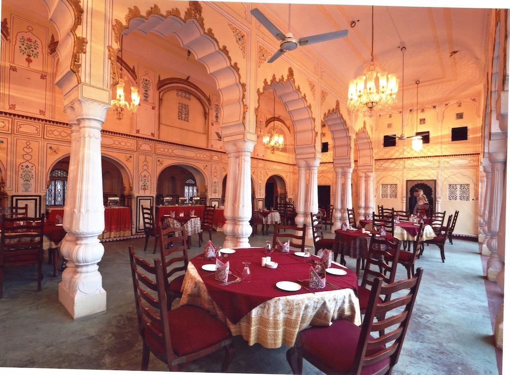 Karnot Mahal Jaipur