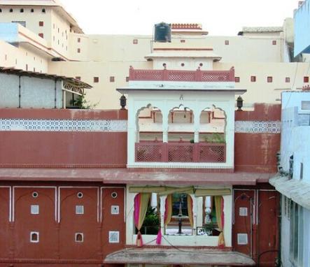 Karnot Mahal Hotel