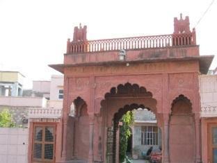 Rajasthan Palace 3*