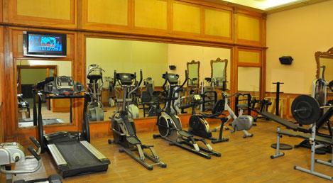 Resort Shiv