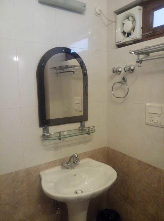 Shri Kalyan Residency Bed & Breakfast *
